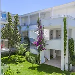 منتجع Armonia Village & 5*