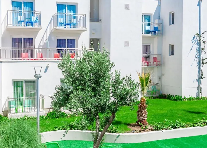 Resort Armonia Village &