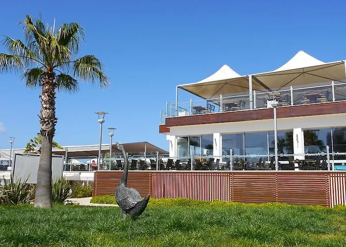 Armonia Village & 5* أكيارلار