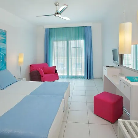 Armonia Village & 5*