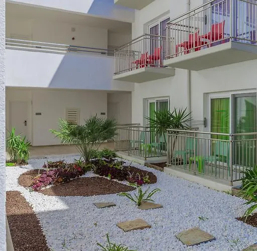 Resort Armonia Village &